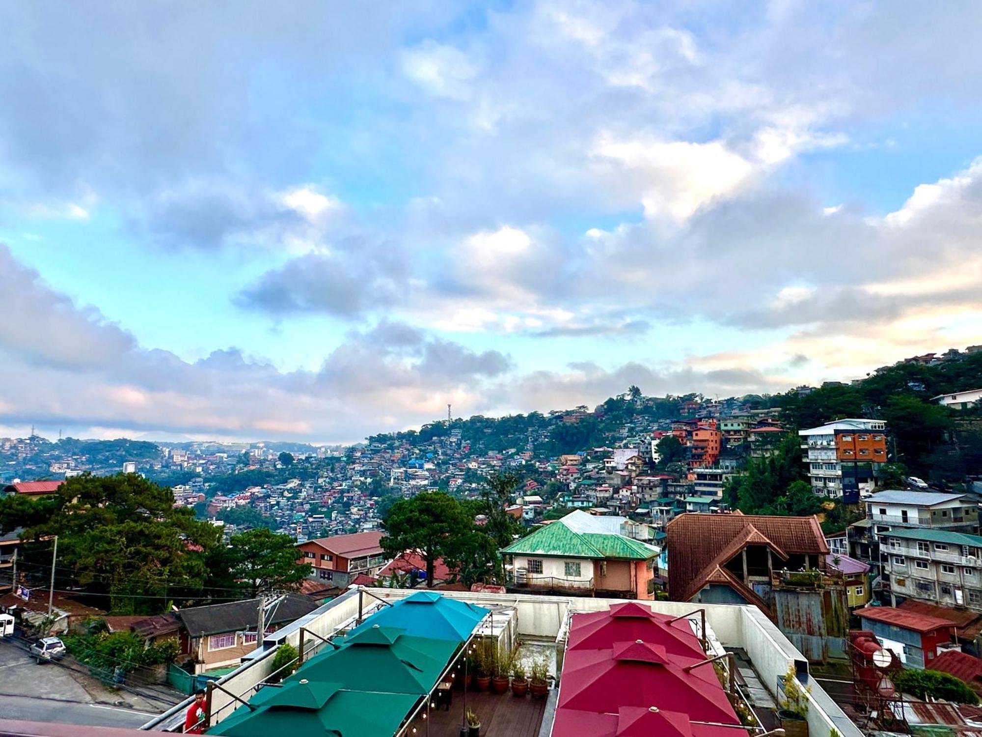 Misty Hills Aparthotel Baguio City Екстериор снимка